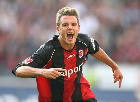 16次出手硬砸19+10！CBA“暴力锋线”拯救广东队，洛夫顿的克星？.