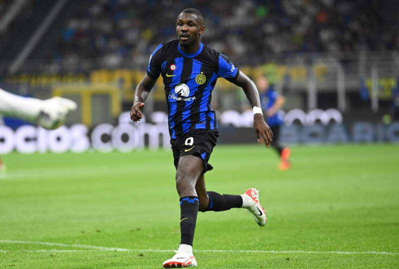 攻守间保持 攻守间保持